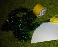 Cómo coser un hermoso disfraz de árbol de Navidad para una niña para el Año Nuevo: ideas de atuendos y formas de coserlos Cómo tejer un disfraz de árbol de Navidad de Año Nuevo en acres