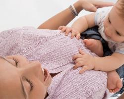 Какви са признаците, по които да разберете, че вашето бебе не получава достатъчно кърма?